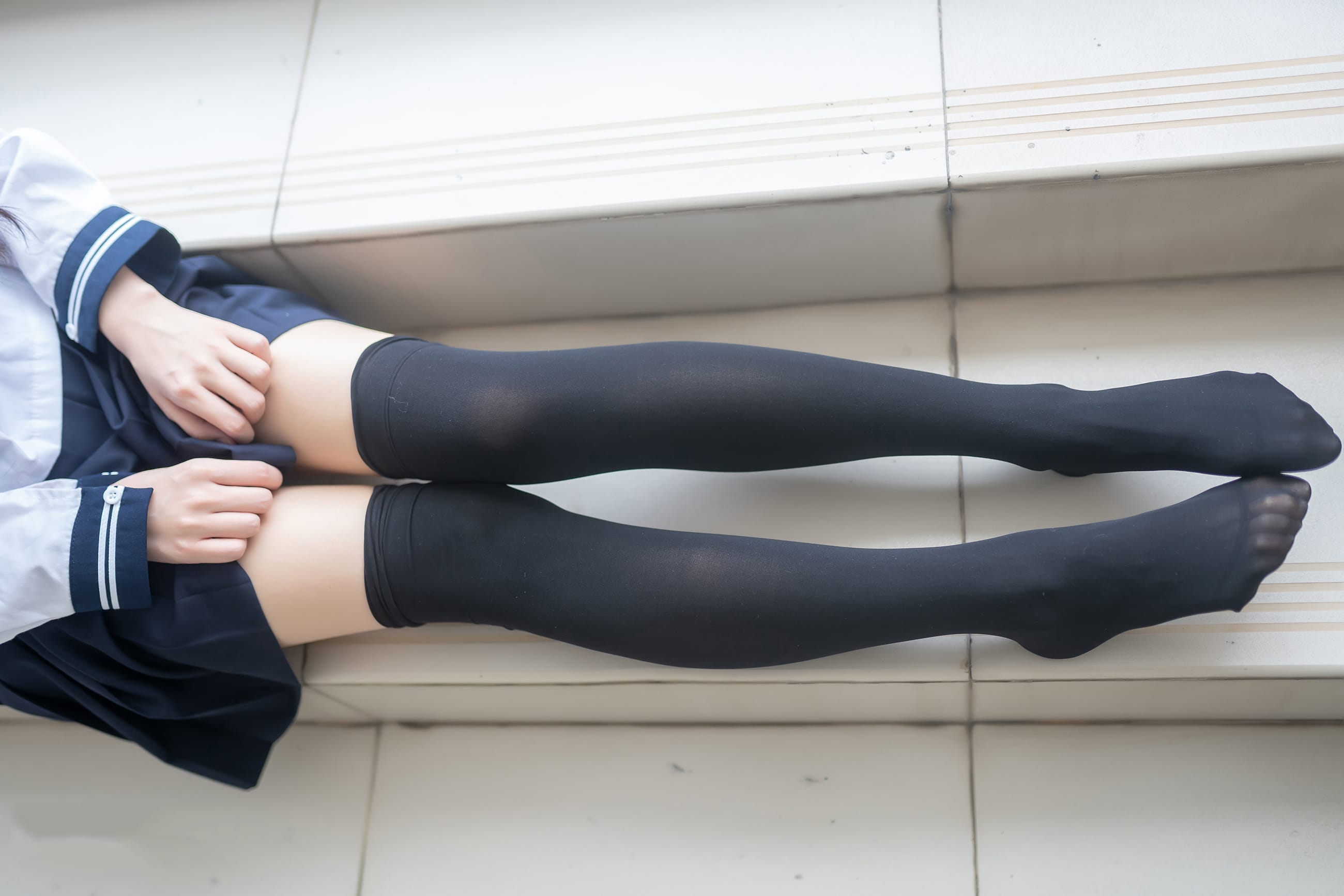 斯慕圈Sub的规则与情感指南：如何在BDSM关系中保持真心与独立
